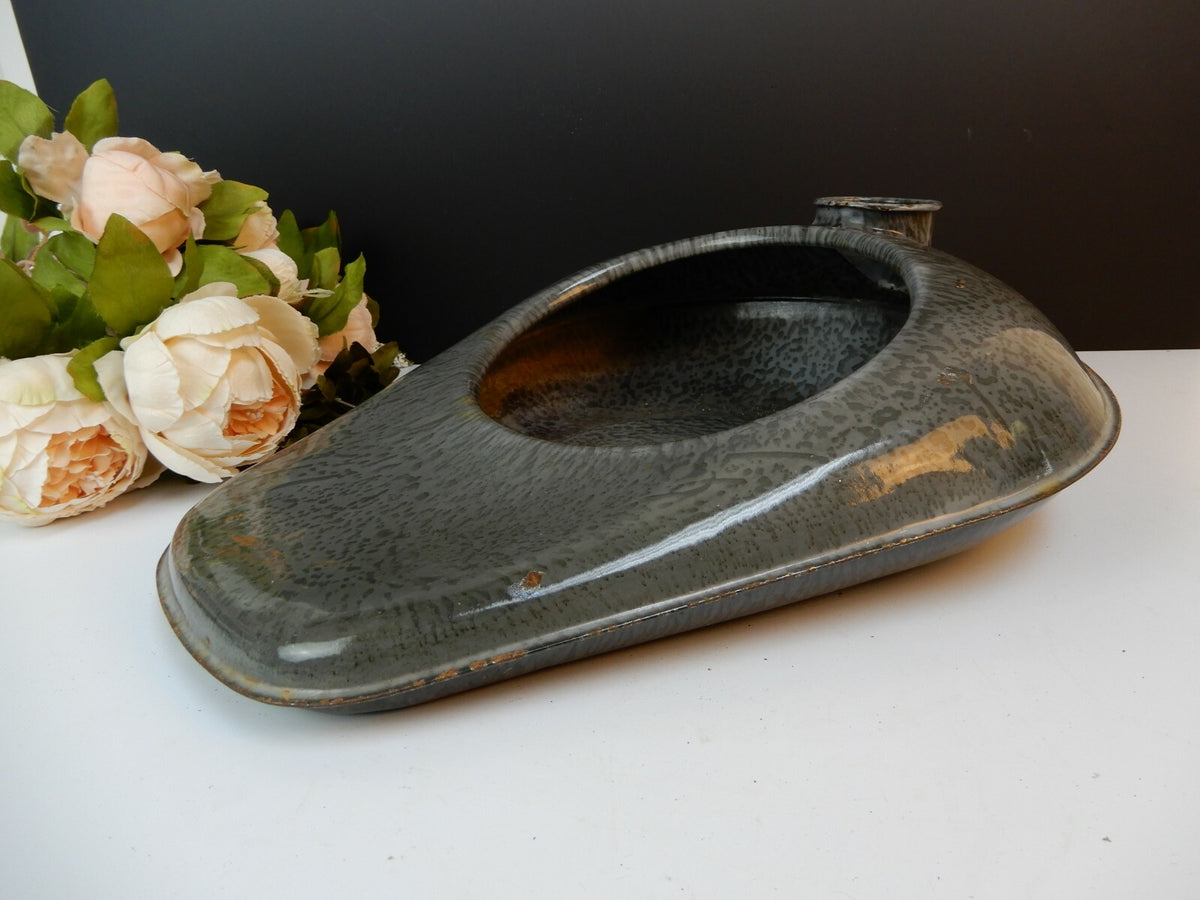Vtge Grey Enamelware Graniteware L & G Mfg Co Hospital Bed Pan Farmhouse Decor