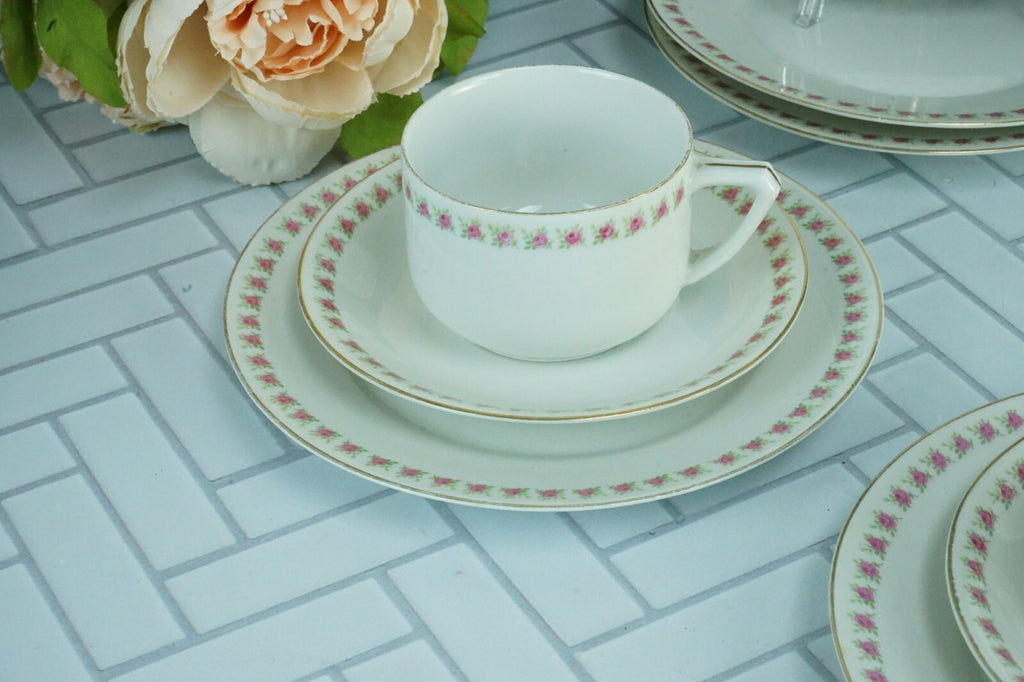 15 Piece China Setting J&C Bavaria Floral China Desert Plate, Cup and Saucer