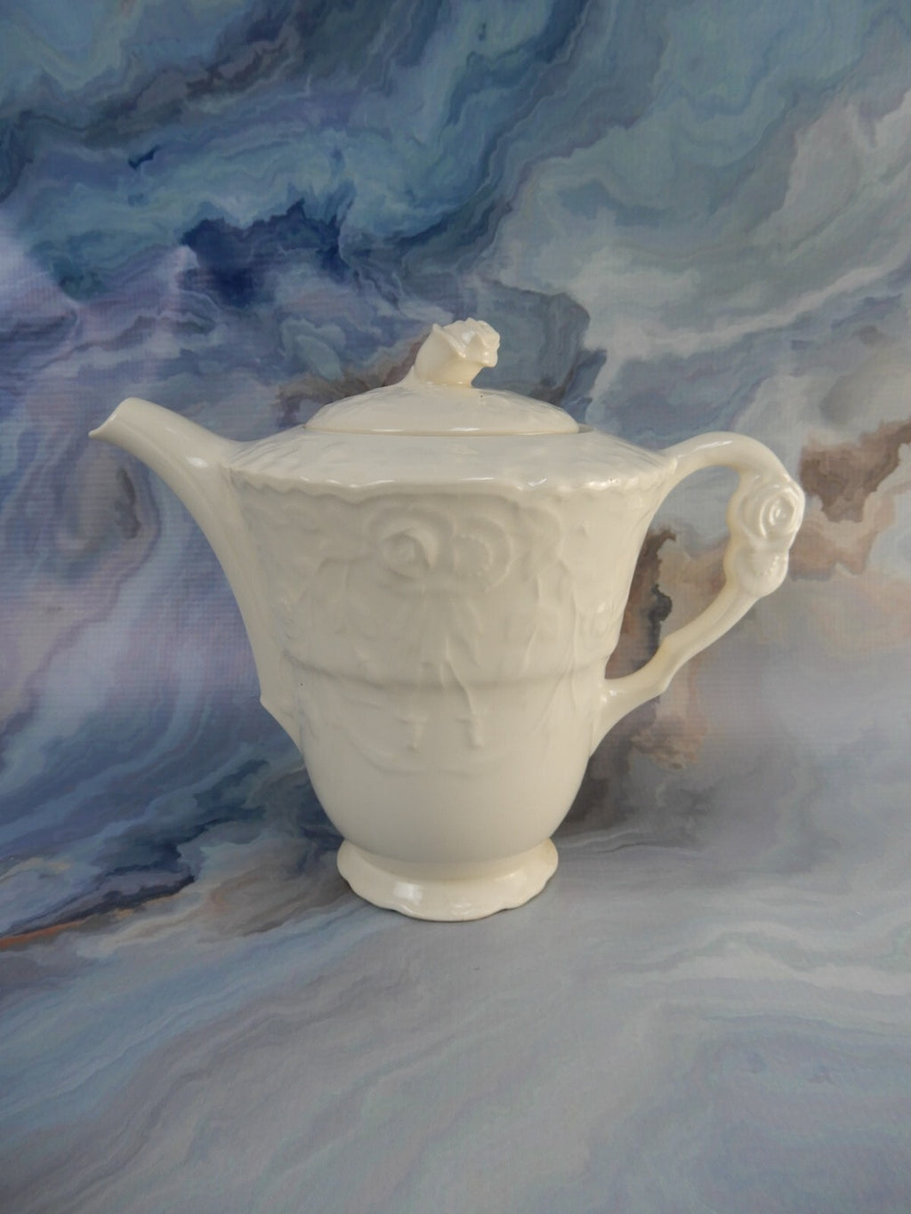 POPE-GOSSER China Old  White "Rose Point" USA Coffee Pot with No Mark