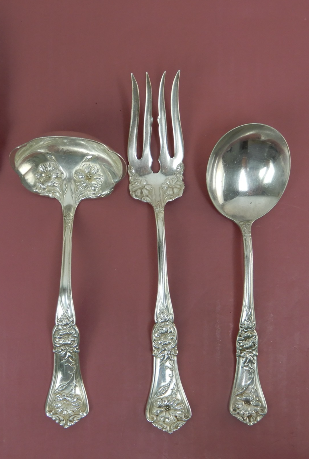 Vintage  Wm A. Rogers SXR GRENOBLE GLORIA 1906 Set of 3 Serving Pieces