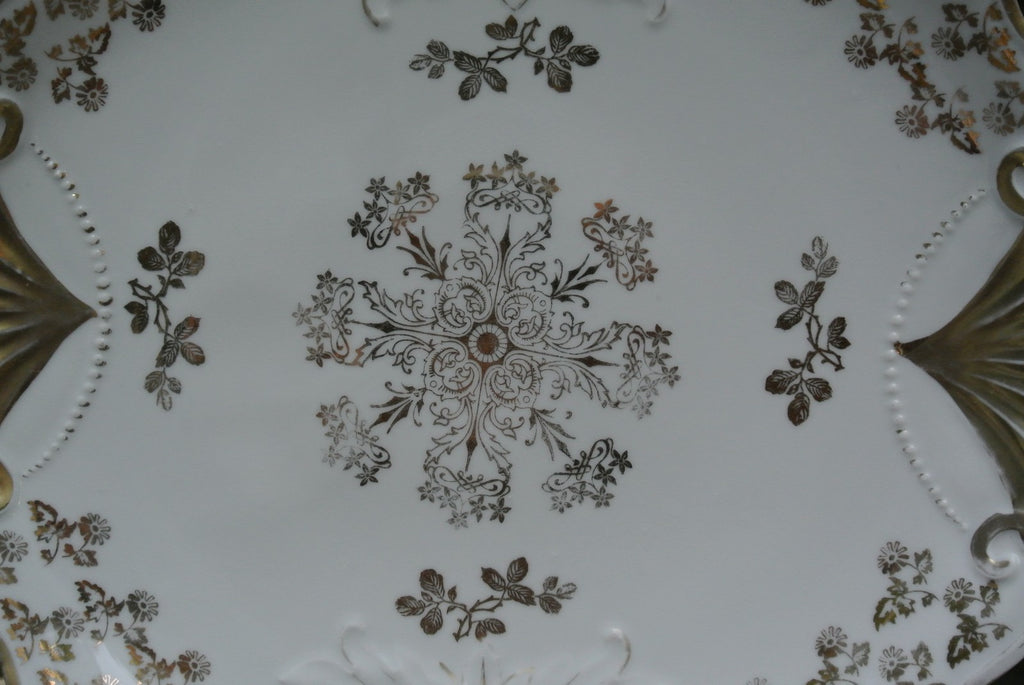 Elegant Decorative Porcelain Display Plate, White & Gold Trim - 11-5/8"
