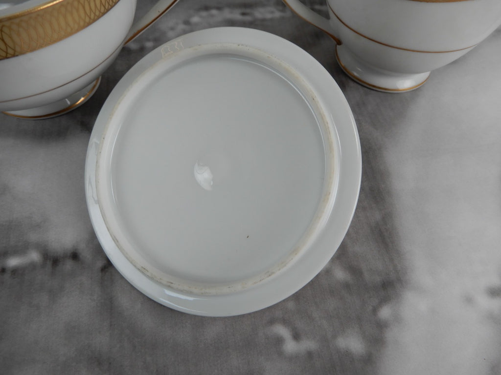 4 Pc Mikasa Bristol 16-1/2" Platter, Sugar Bowl,Creamer and 12-1/4" Chop Platter
