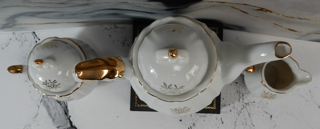 Small Vintage Royal Crown Japan 15 Pc Porcelain Tea Set White Gold Floral 33/926