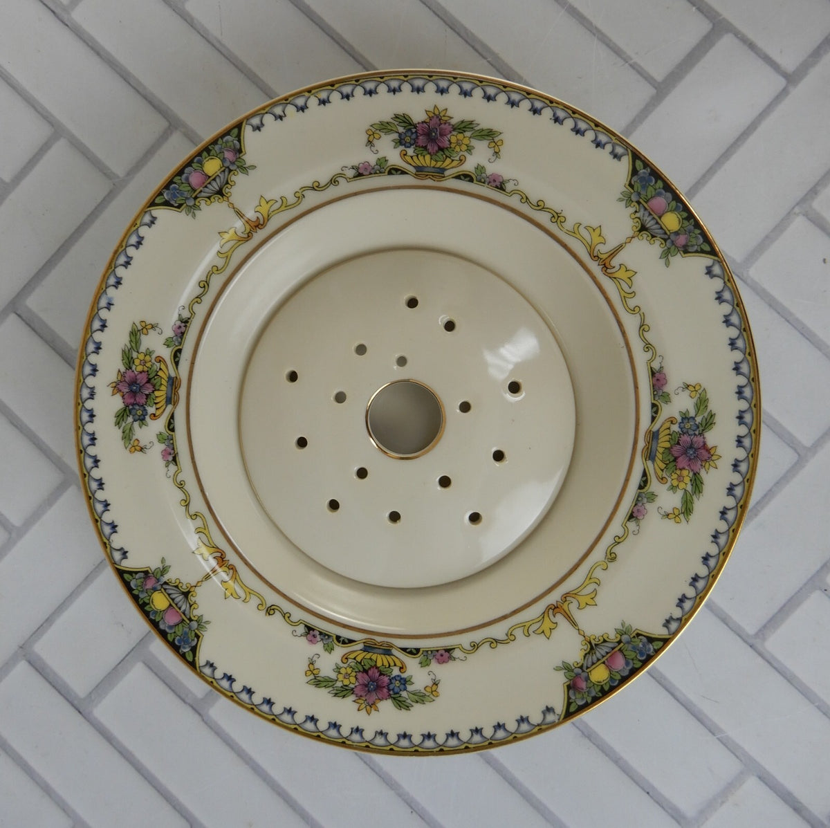 1920 Noritake China Ivory "Colonade" Round Covered Butter Dish