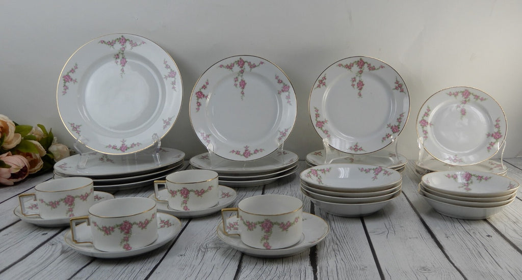 32 Pieces 8-Piece 4 Place Setting Heinrich H&Co Bavaria "Rosalinda" Pink Flowers