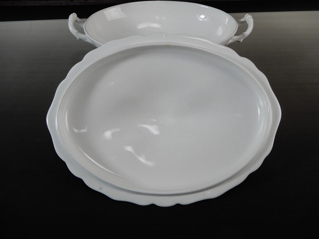 Antique Johnson Brothers White Ironstone Tureen Tariff mark 1913-1930