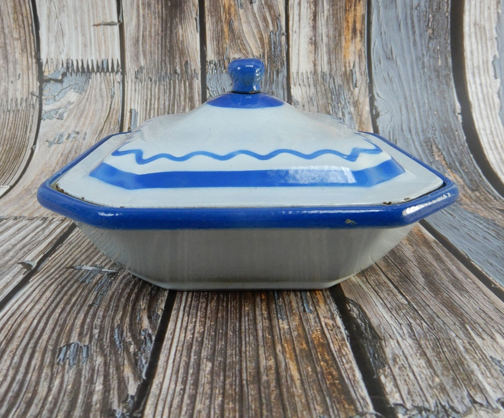 Made in Sweden Klafrestrom C2 White w/ Blue Rims Enamel Cast Iron Casserole