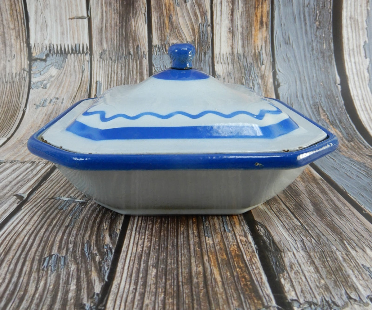 Made in Sweden Klafrestrom C2 White w/ Blue Rims Enamel Cast Iron Casserole