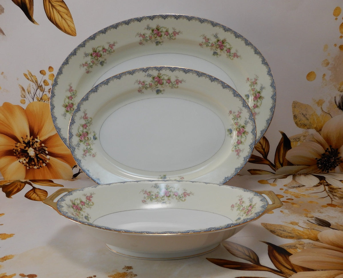 Set of Three Serving Pieces Meito China N.S.P.(Nagoya Seito Porcelain) Japan