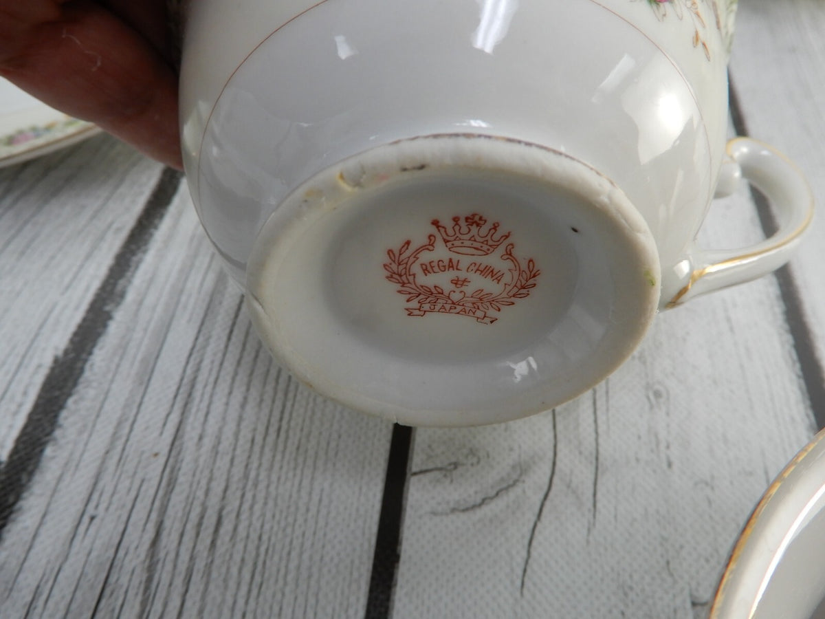 ~28 Pieces 7-Piece 4 Place Setting Regal China Japan with Imperfections