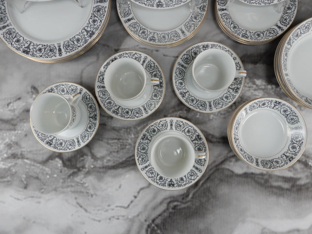 24 Pieces 6-Piece 4 Place Setting Coventry Fine China Japan "Laurent" Pattern