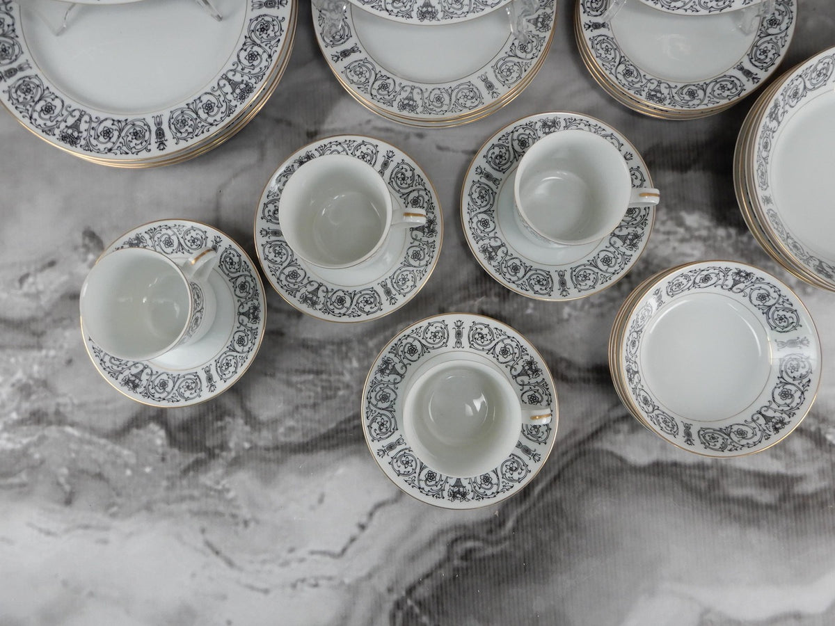 24 Pieces 6-Piece 4 Place Setting Coventry Fine China Japan "Laurent" Pattern