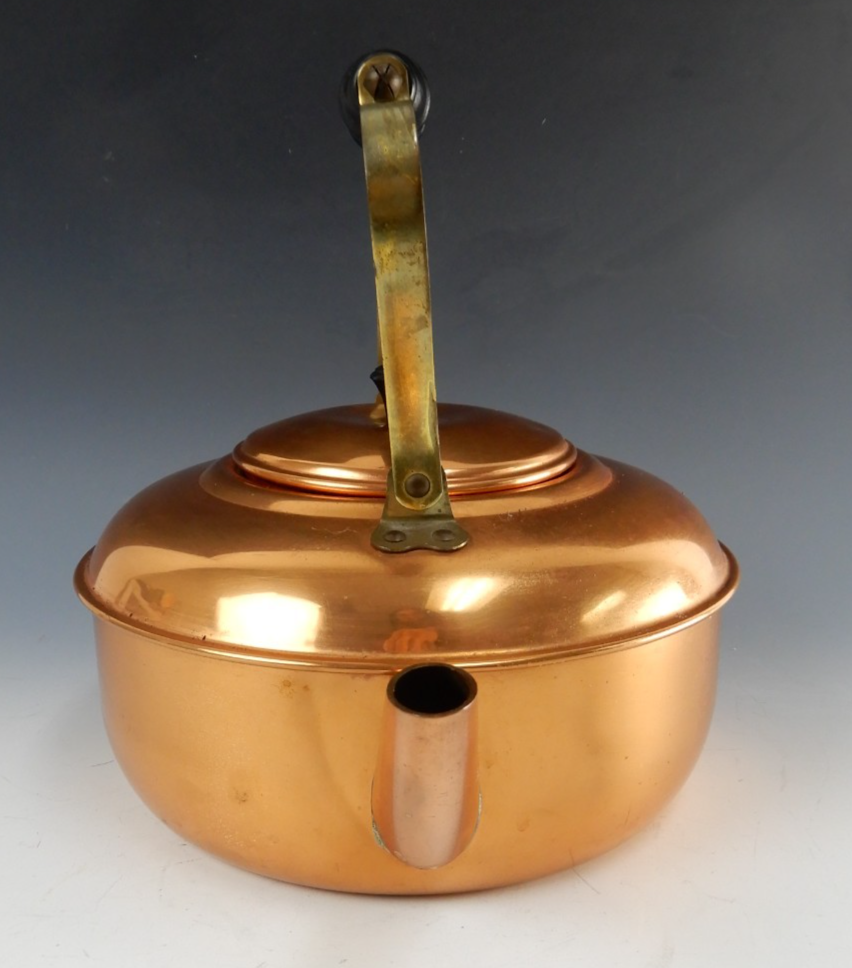 Vintage  Coppercraft Guild Copper & Brass Tea Pot / Kettle