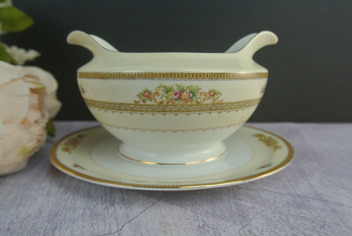 Vintage Hand Painted Meito China Gravy/Sauce Bowl Attached Underplate