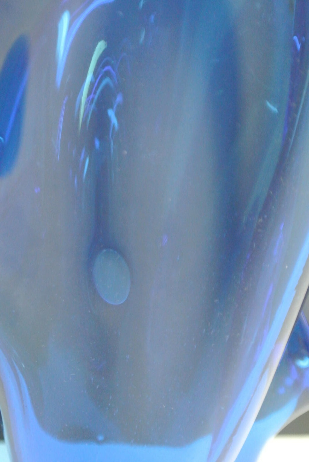 Wonderful Beautiful Vintage Cobalt Blue Glass Handkerchief Vase