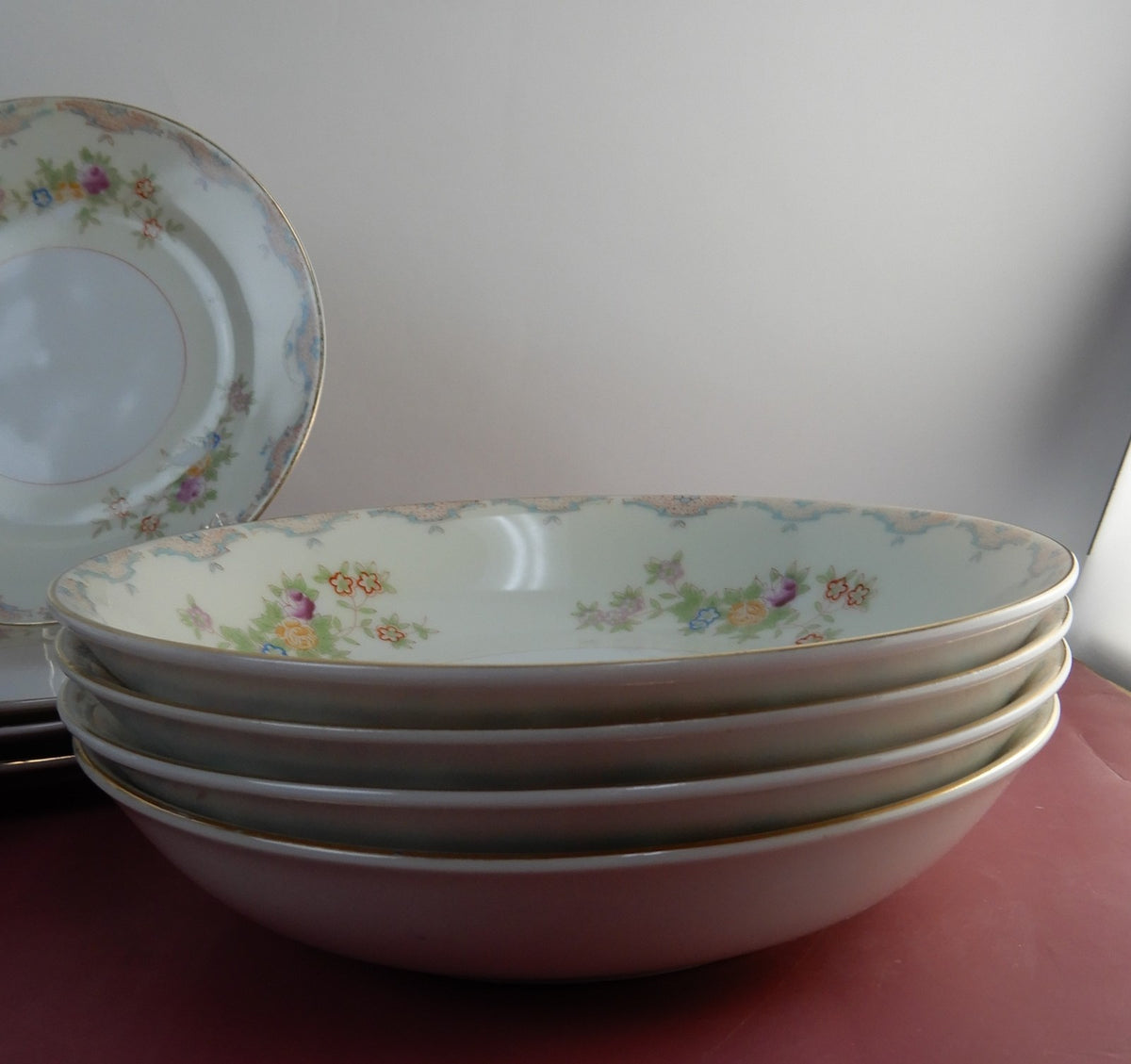 28 Pc 7-Piece 4 Place Setting "Mayfair China" Made in Japan