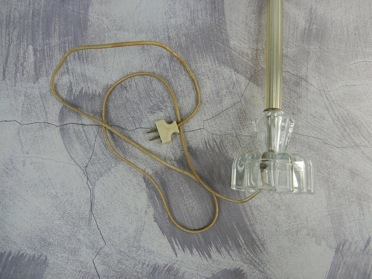 Vintage 14-3/8" Lucite and Glass Table Lamp