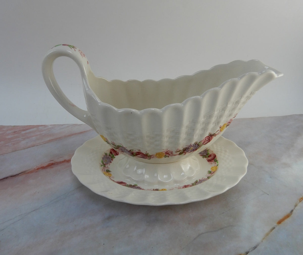 Vtg Copeland Spode "Rose Briar" Gravy Boat with Attached Underplate