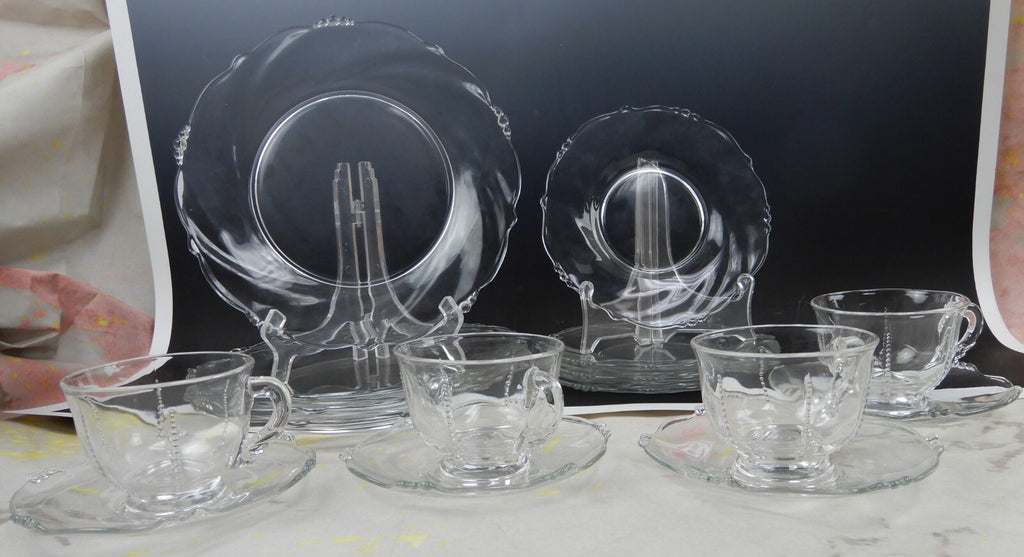 16 Pieces 4-Piece Set for 4 Place Setting in Heisey Waverly Pattern