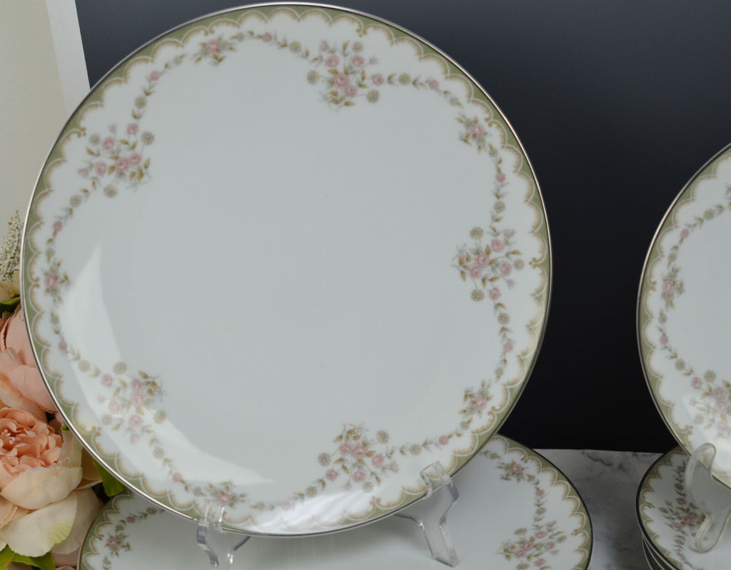 Set of 20 Pieces -5Piece 4 Place Setting Porcelain Noritake Garland 5906 Pattern