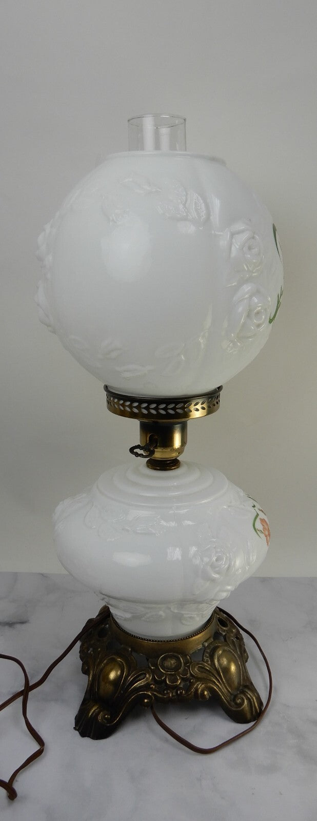 Vintage Gone With The Wind Milk Glass Table Lamp With 3-Way Lamp 21-3/4" High