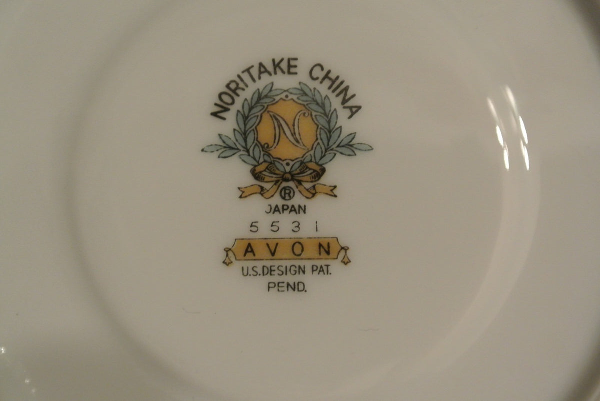 Set of 4 NORITAKE China AVON 5531 Pattern Tea/Coffee Cups and Saucers