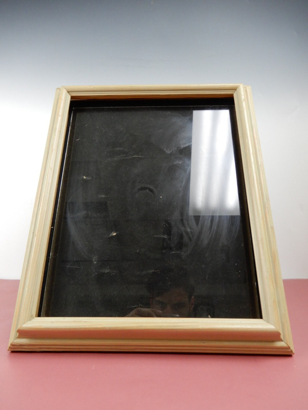 Large 16-1/2" Vintage Wooden Picture/Photograph Frame