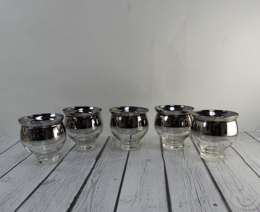 5 Queens Lusterware Shrimp Cocktail Set Dorothy Thorpe Style Silver Mercury Fade