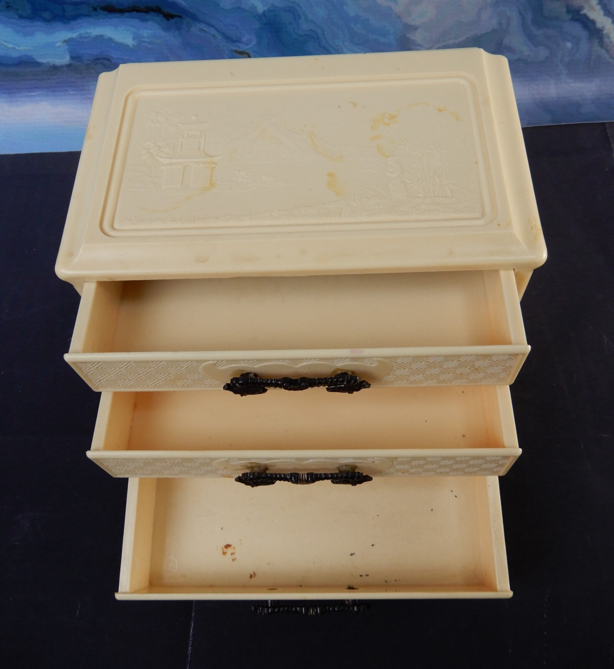 Vintage Asian Celluloid Bakelite Beige Jewelry Box Embossed Black Dragon Handles