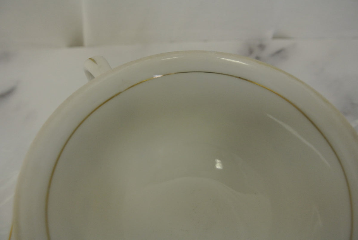 Set of 4 Vintage Ceramic Floral Cups & Saucers Bright White With Floral Design