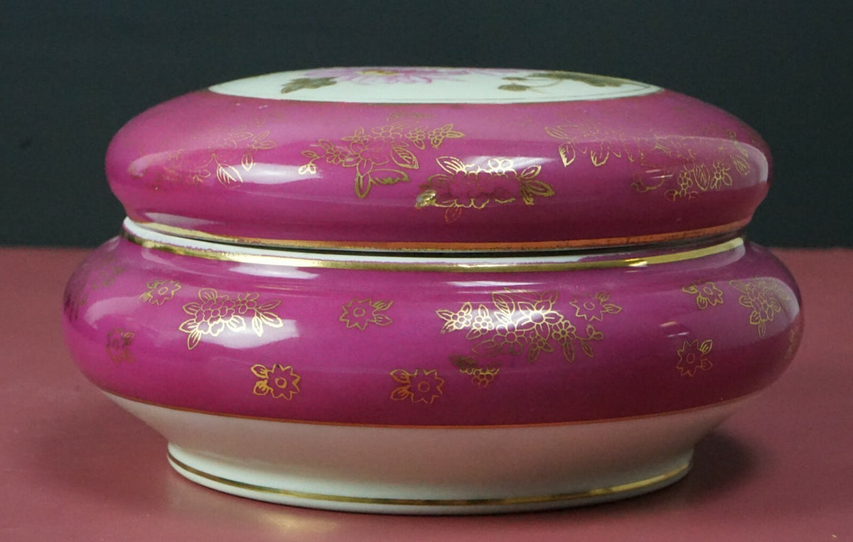 Vintage Hand Painted Tashiro Shoten Elephant Mark Powder/Trinket Box 6.5"