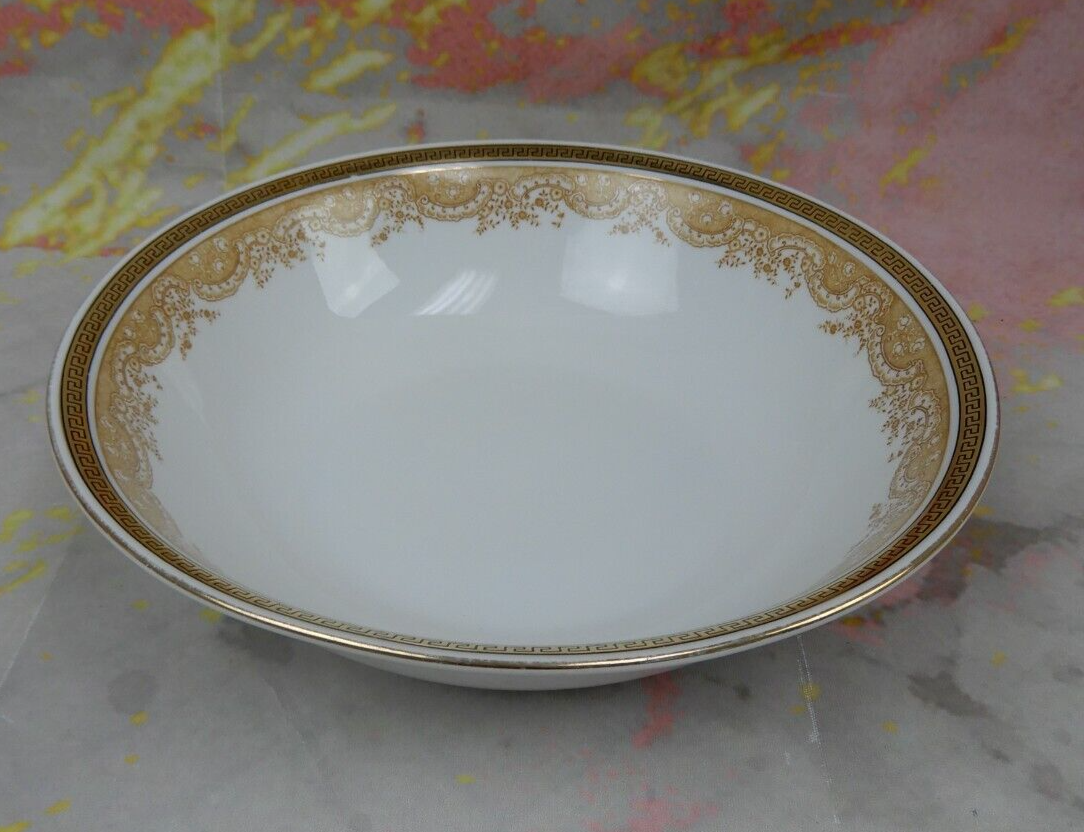 Vintage Royal Bayreuth Chantilly Bavaria Vegetable Bowl