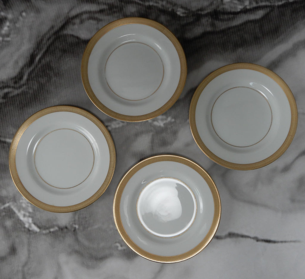 28 Pc 7-Piece 4 Place Setting Mikasa Bristol Waldorf Shape Pattern Made in Japan