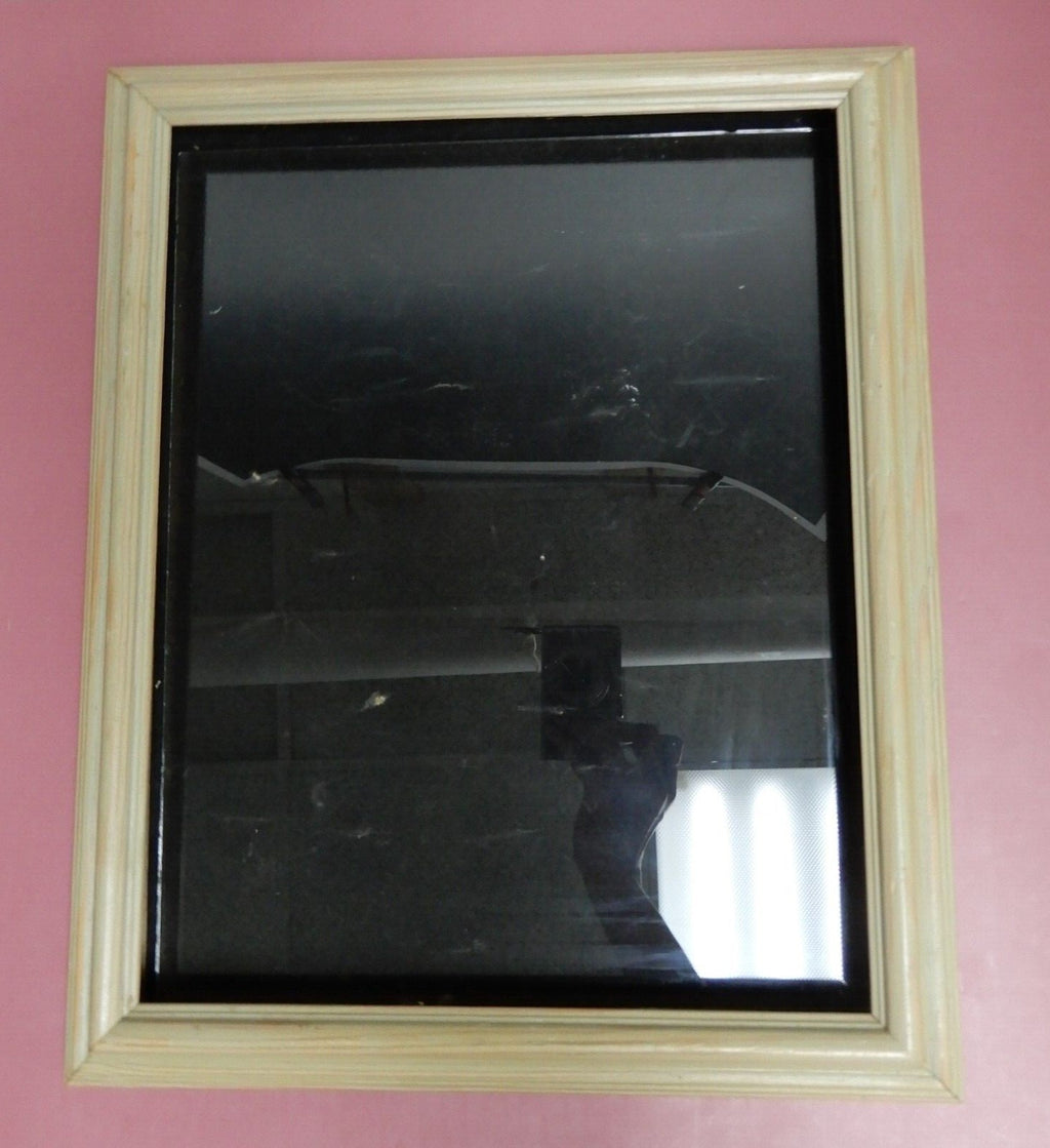 Large 16-1/2" Vintage Wooden Picture/Photograph Frame
