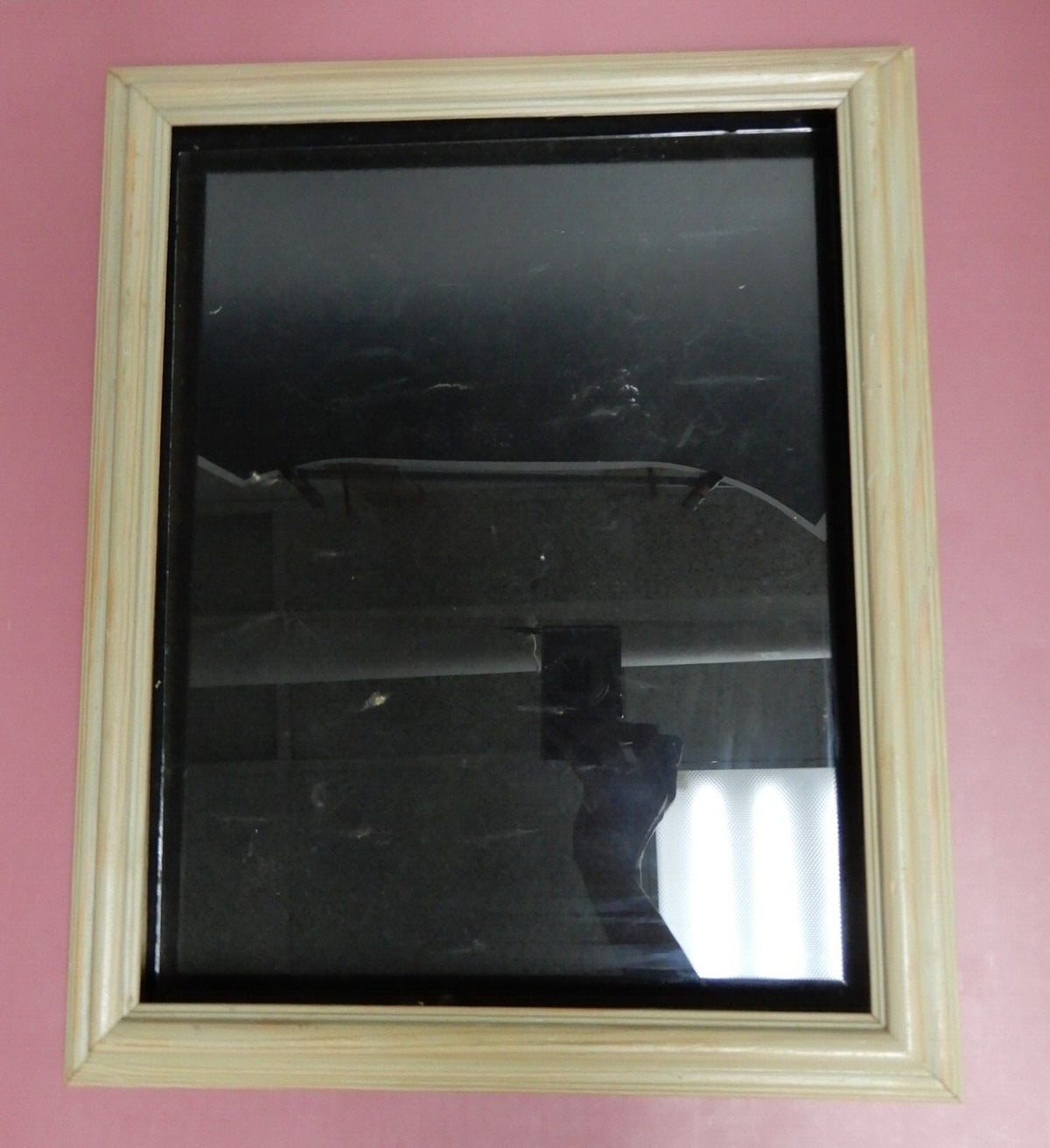 Large 16-1/2" Vintage Wooden Picture/Photograph Frame