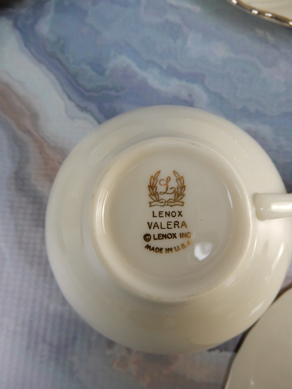 Vintage Lenox "Valera" Set of 4 Cups and Saucers Platinum Scroll Medallion