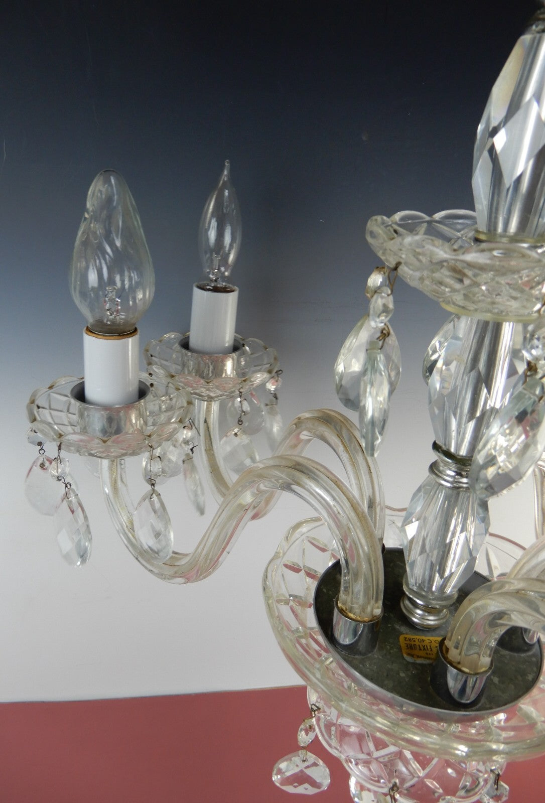 Vintage 20-5/8" 5 Arm Light Light Crystal & Glass Chandelier