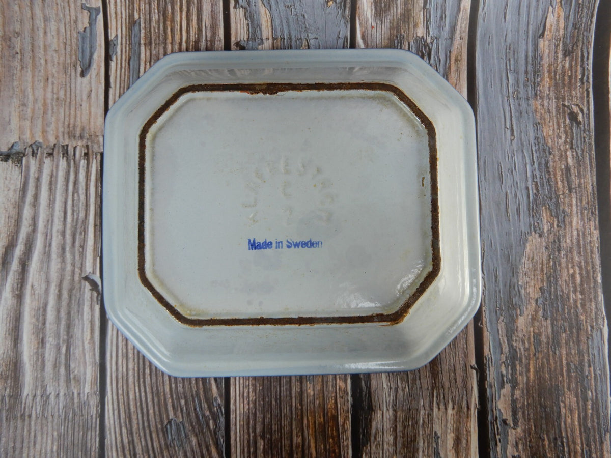 Made in Sweden Klafrestrom C2 White w/ Blue Rims Enamel Cast Iron Casserole