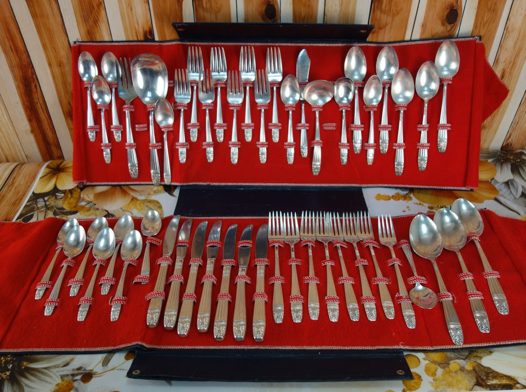 50 Pc. of Vintage Wallace Harmony House Danish Queen AA+ Pattern