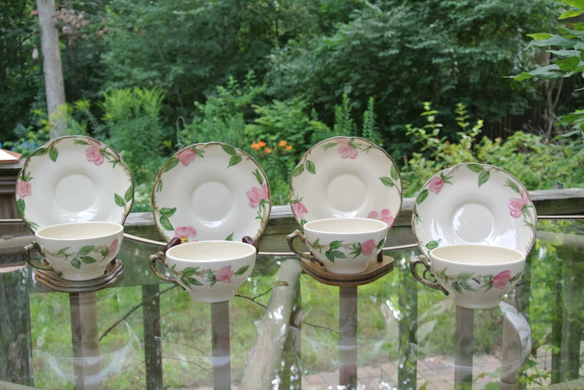 Vintage Franciscan Dessert Rose 4 cups 4 saucers With "TV Stamp " A2