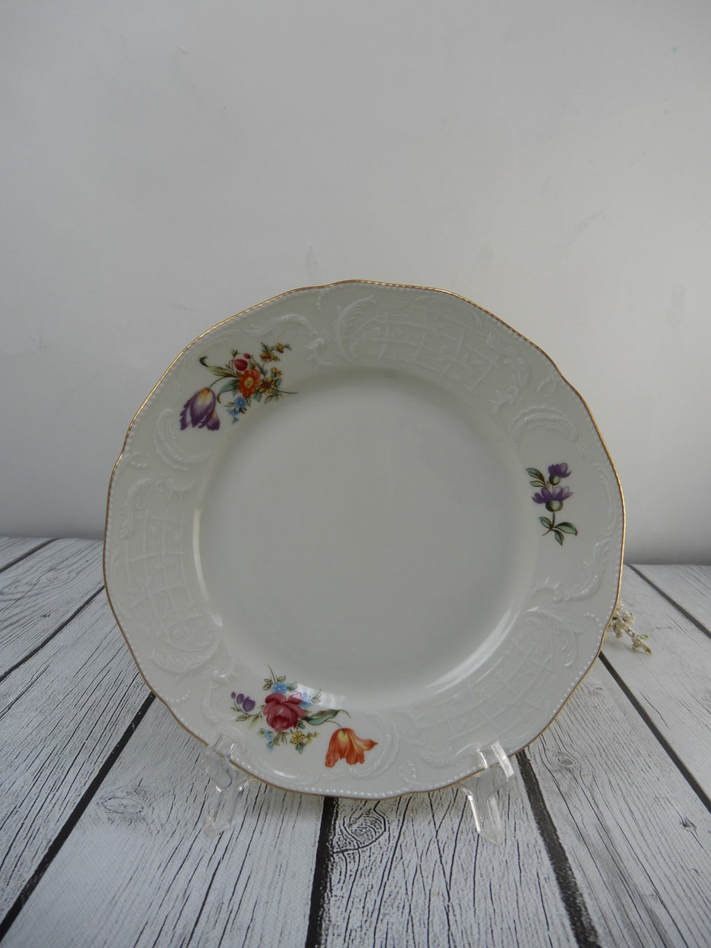Rosenthal Classic Sanssouci Embossed Floral Set of  Four 8" Luncheon Plates