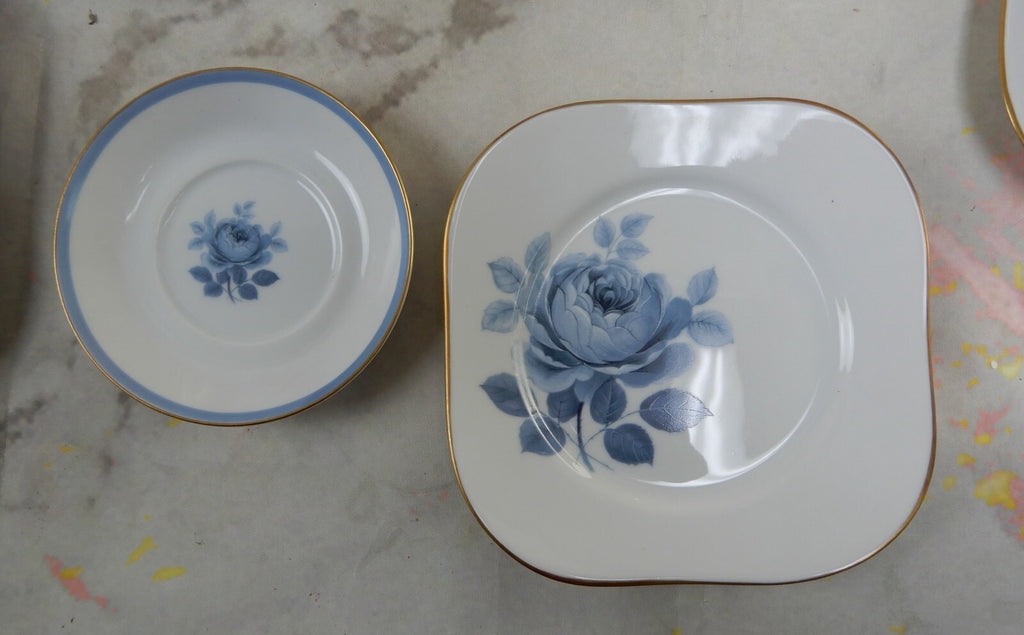21 Set of Sweden Hackefors Porslin with Blue Roses Espresso Coffee Set For Six