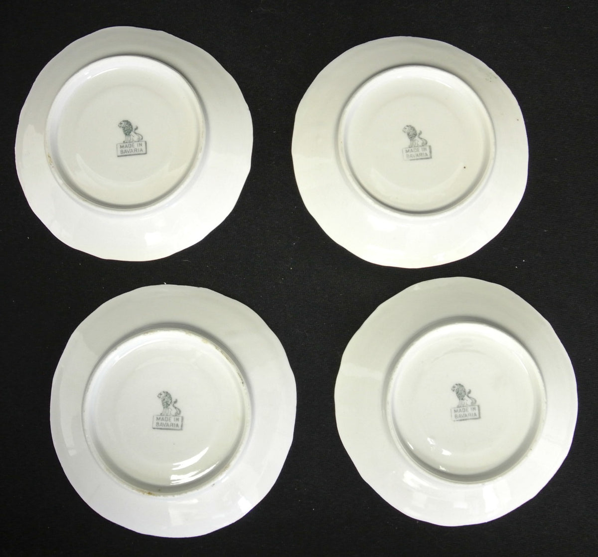 4 Vintage Lion Mark Made in Bavaria Green Cups & Saucers Decorated with Apples