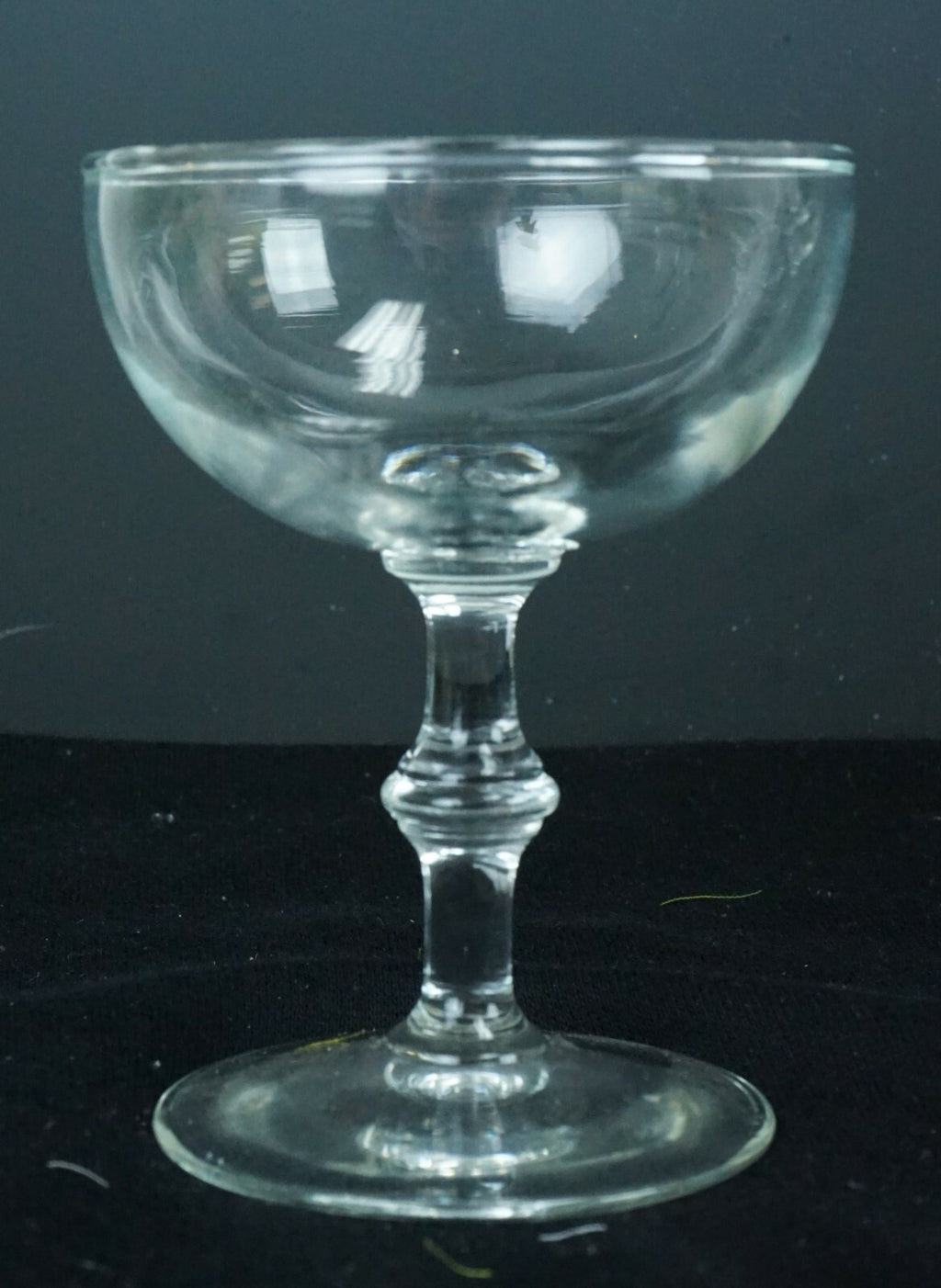 Set of 5 Clear Glass Champagne /Sherbet Glasses Decorative Collection Home Decor
