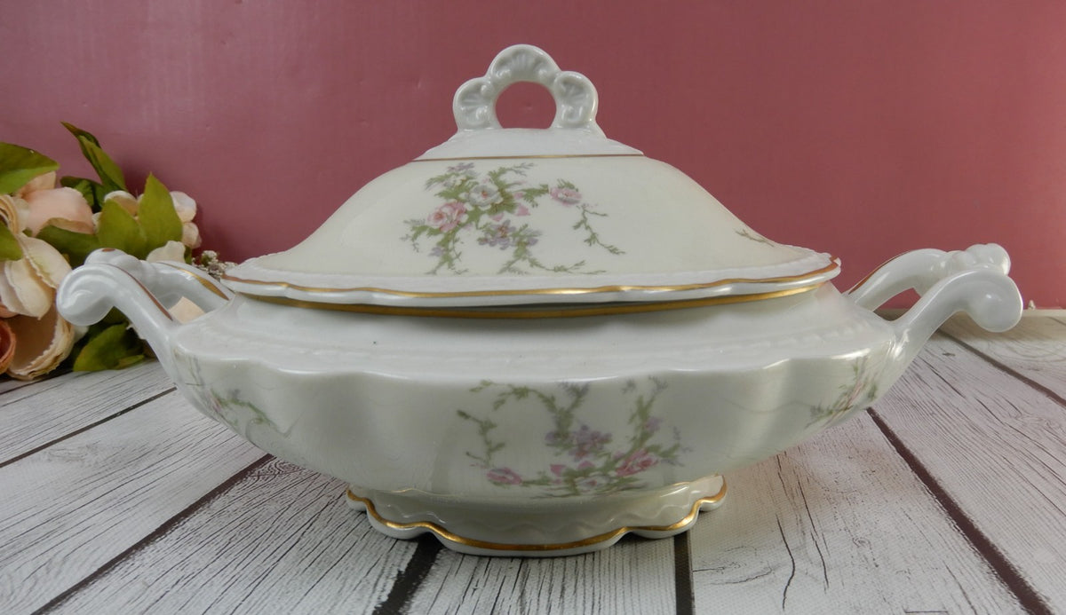Vtg. Arcadian Fine China "Old Rose" Covered Vegetable Bowl ,Creamer & Sugar Bowl