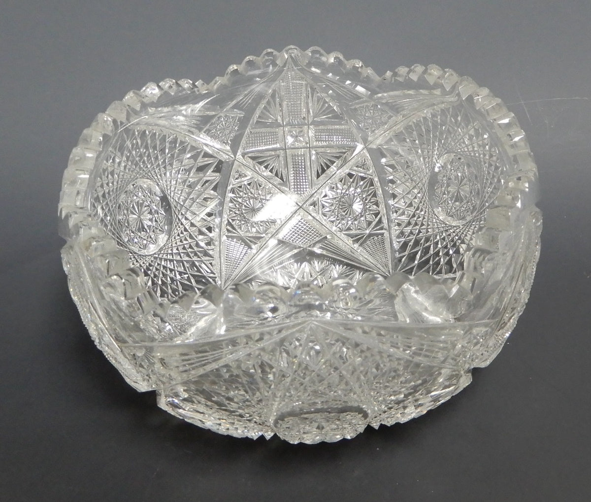 Antique American Brilliant ABP Heavy Crystal Cut Glass 7-1/2" Bowl