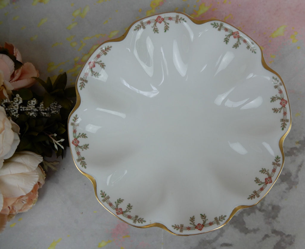 Vintage Haviland Limoges Schleiger 580 Pattern Scalloped Edge