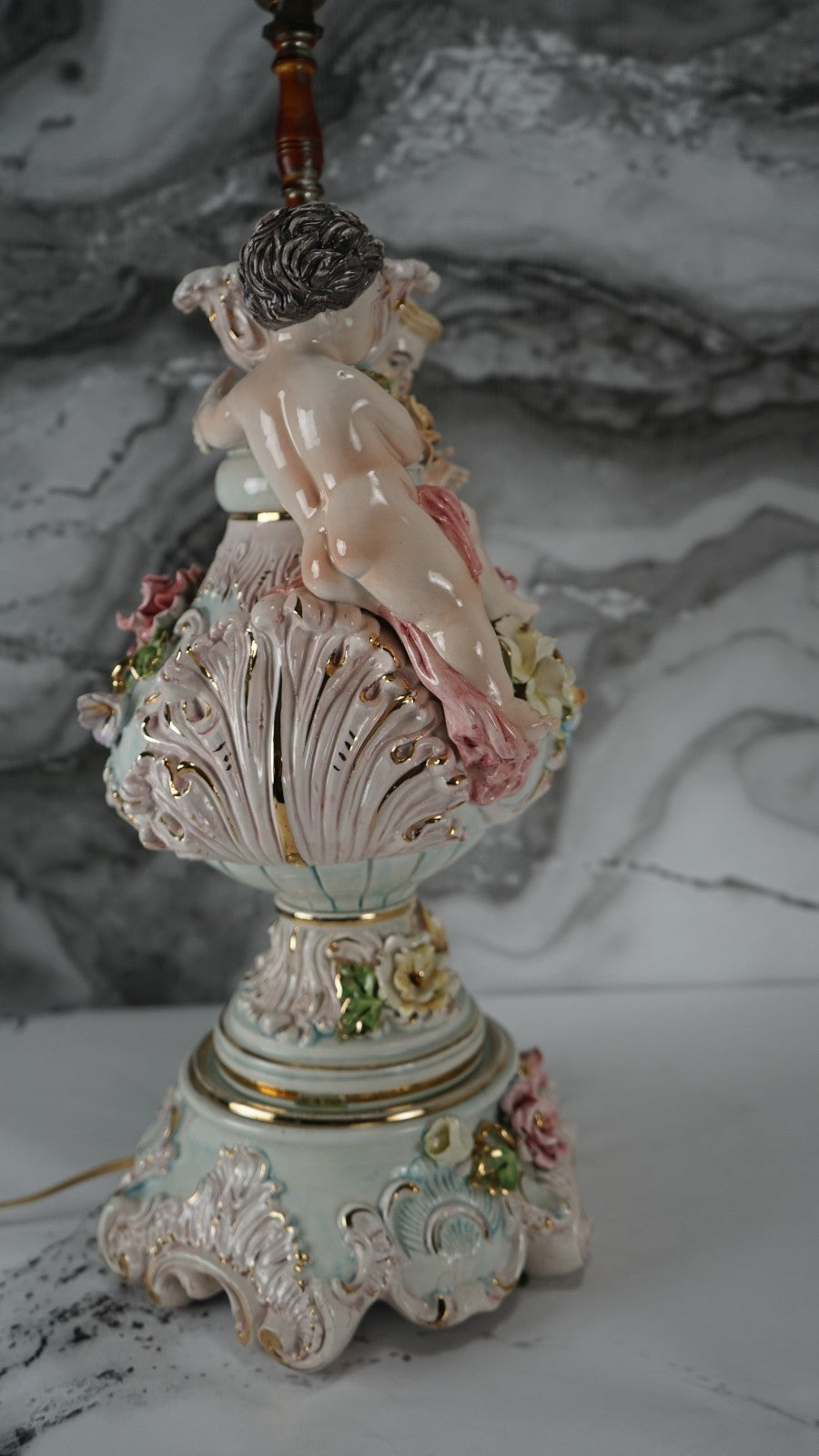 Vintage Porcelain Floral Capodimonte 3 way Light Italian Table Lamp w/Cherubs