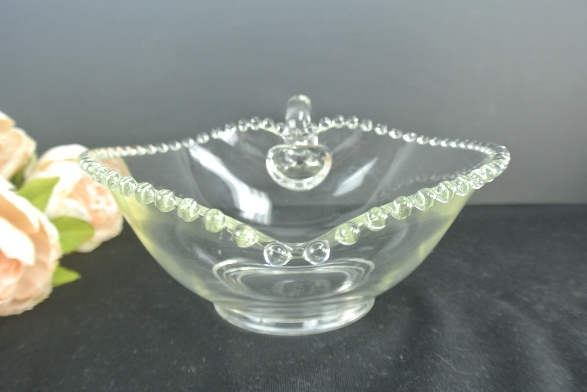 Vtg Imperial Candlewick Hobnail Rimmed Heart Shaped Bowl W/ Handle USA