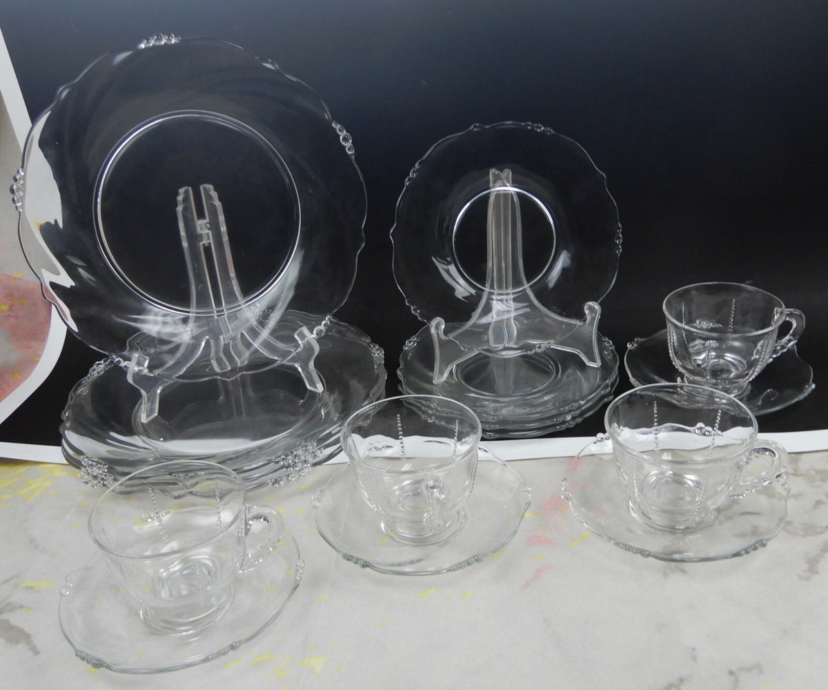 16 Pieces 4-Piece Set for 4 Place Setting in Heisey Waverly Pattern